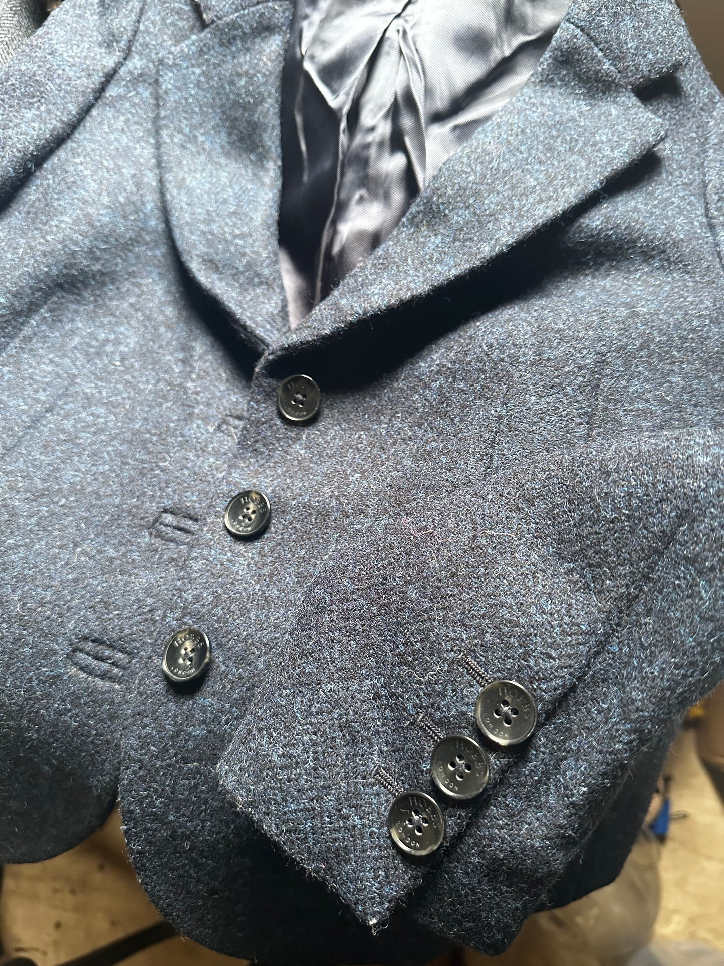 Ladies Hobbs fitted jacket 100% wool Tweed Navy Jacket