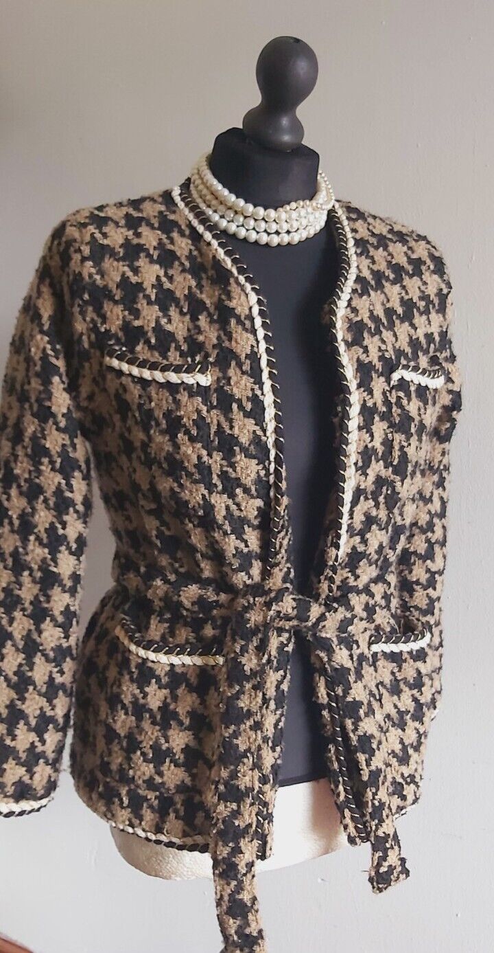 Vintage HOUNDSTOOTH LADIES TWEED Wrap Jacket Coat SIZE S