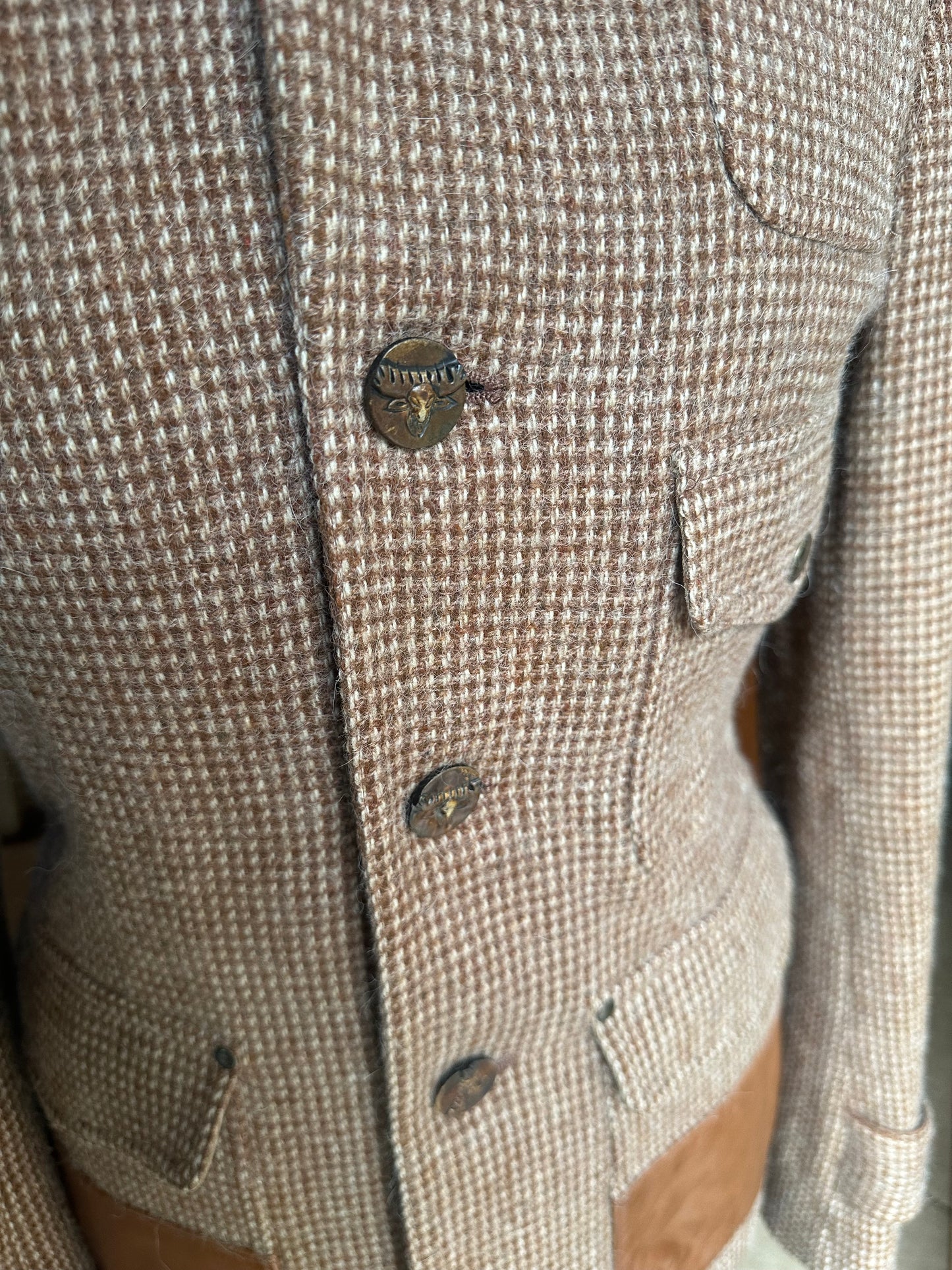Women’s Ralph Lauren has 100% Wool /Leather Jacket Camel UK size 12